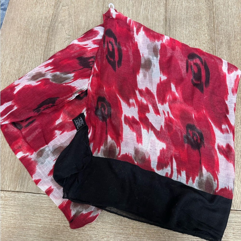 Women’s scarf red and black one size NWOT